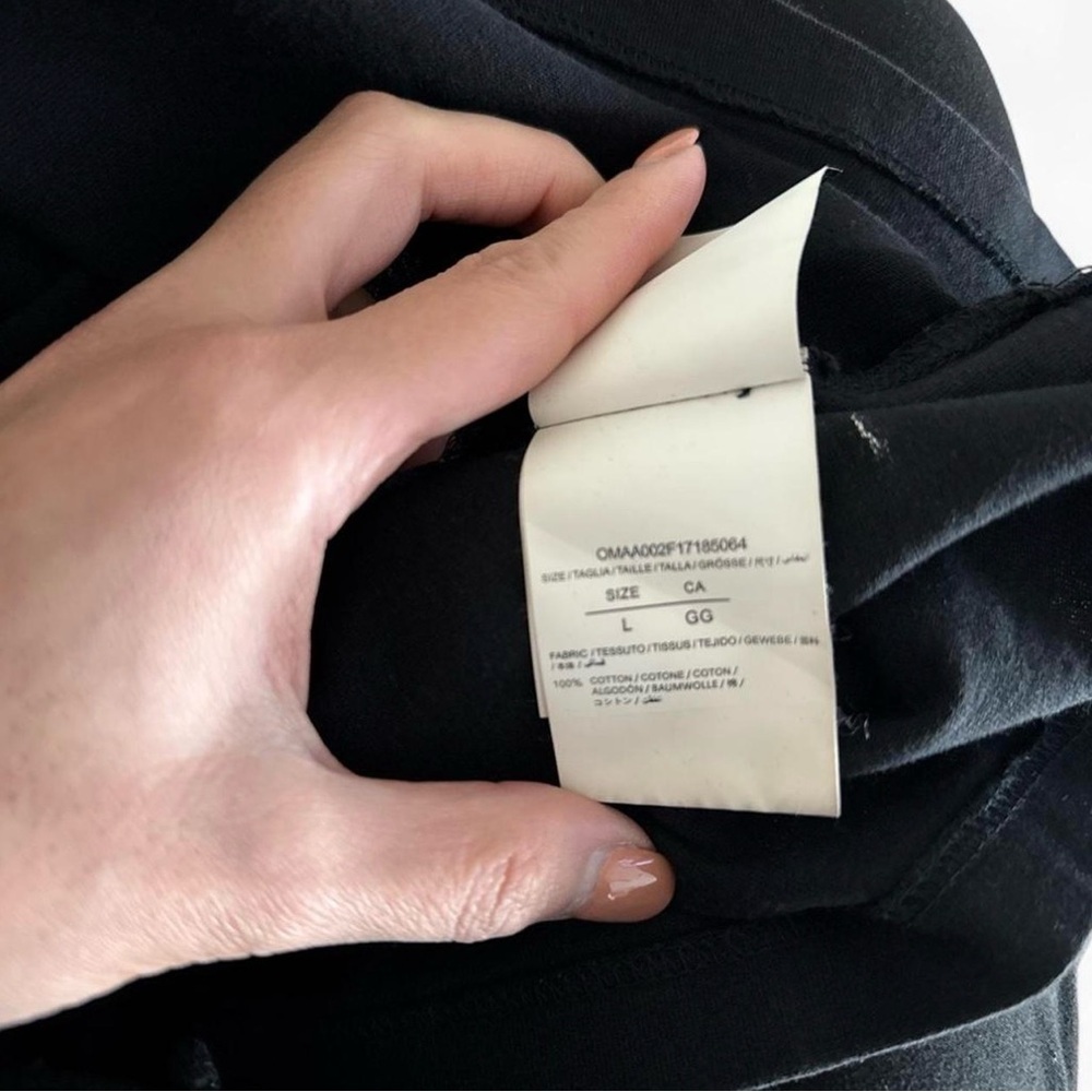 Off-White Black Short Sleeve Tee with Graphic Virgil - Picture 4 of 5
